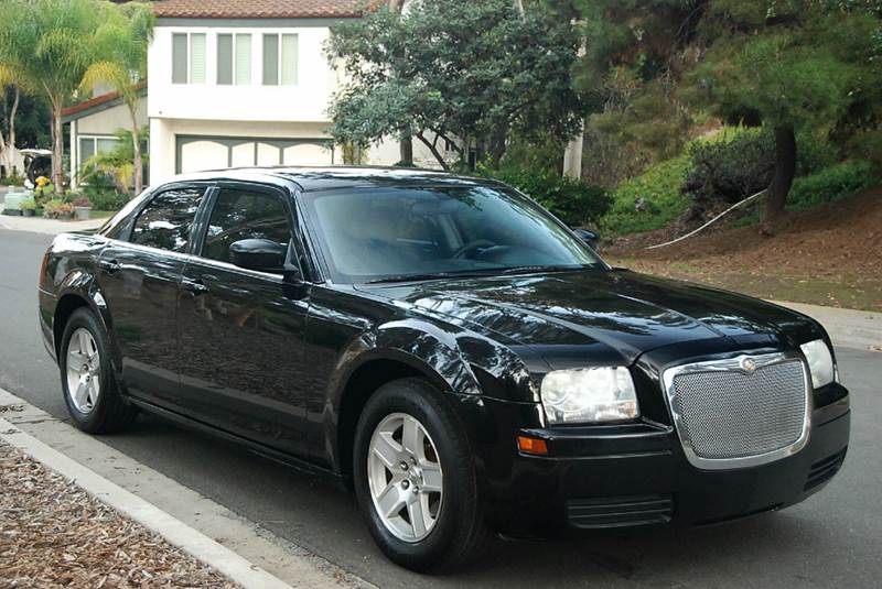 2007 chrysler 300 base reviews