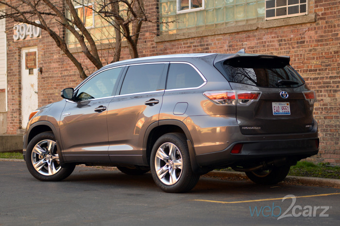 2015 toyota highlander hybrid review