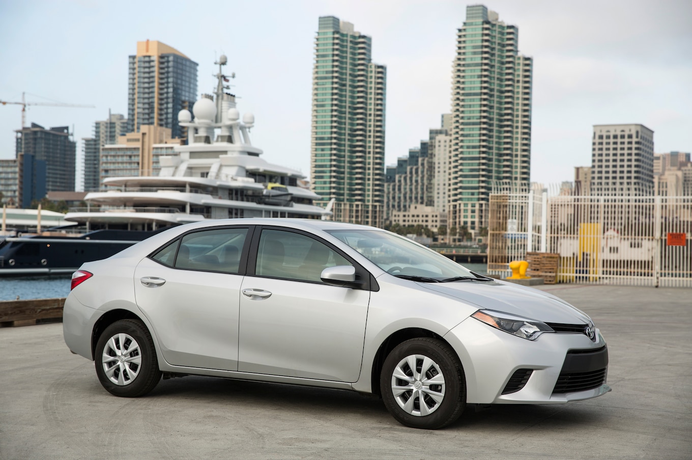 2014 toyota corolla ce review